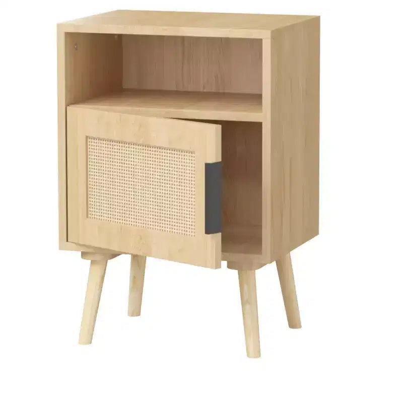 Comodino in Rattan con Ripiano Aperto, Estetica Moderna e Naturale