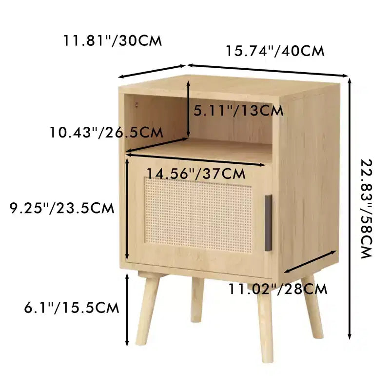 Comodino in Rattan con Ripiano Aperto, Estetica Moderna e Naturale