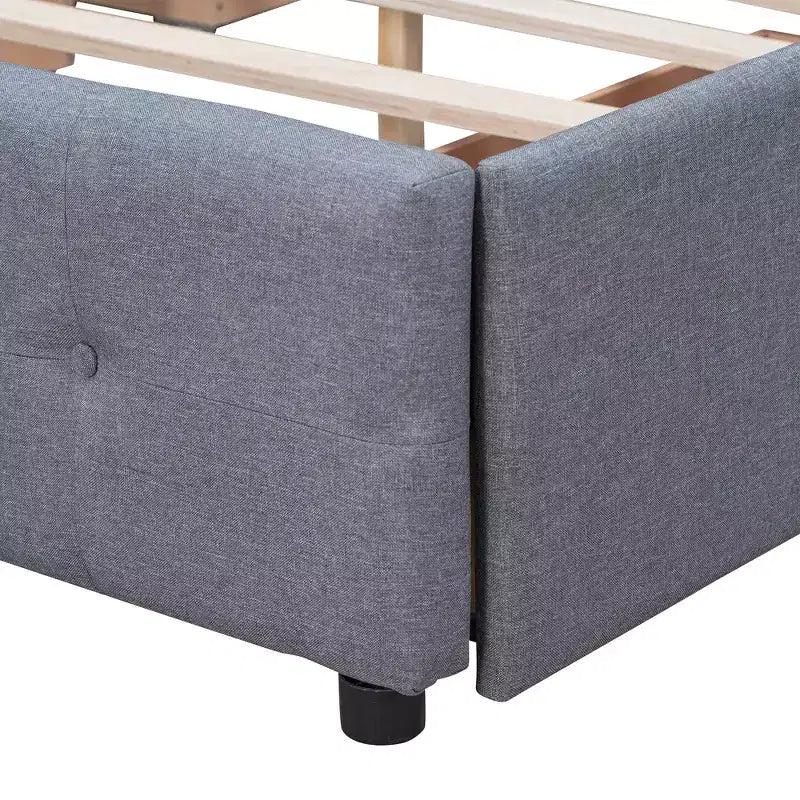Letto matrimoniale con testiera capitonné e 4 cassetti contenitore