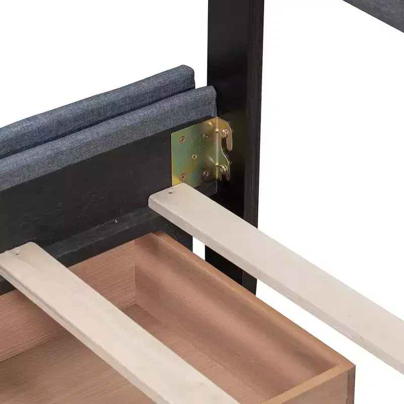 Letto matrimoniale con testiera capitonné e 4 cassetti contenitore